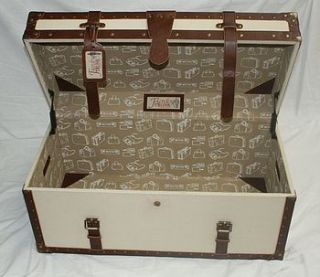 vintage style storage trunk cream/tan by ceiling candy