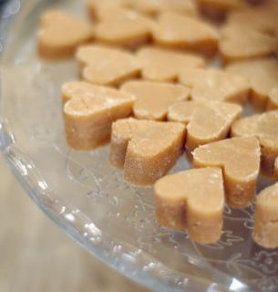 scottish tablet heart wedding favour by phil rao studio two