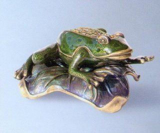 Frog On Lily Pad   Decorative Boxes