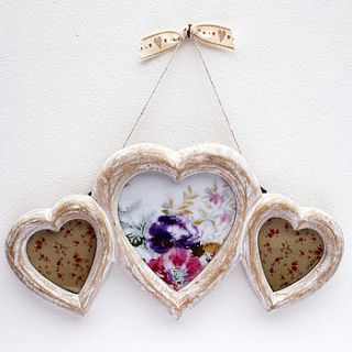 triple heart photograph frame by ciel bleu