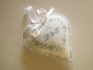personalised embroidered floral wedding heart by broderie blanc