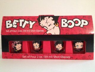 Betty Boop ** Set of 4 / 1 Oz Shot Glasses ** Betty Boop & Saying Kitchen & Dining