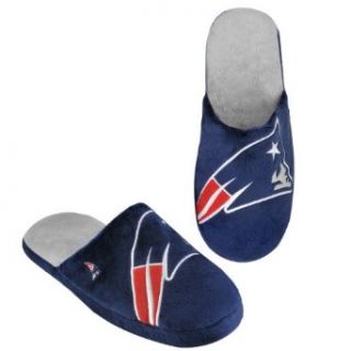 NFL New England Patriots 2011 Big Logo Slide Slipper Hard Sole Small  Sports Fan Slippers  Clothing