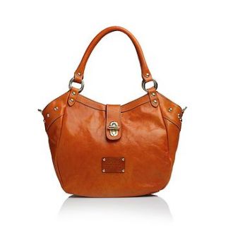 'amanda' italian handbag by classic italian