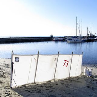 recycled sailcloth windbreak by the reefer sail company