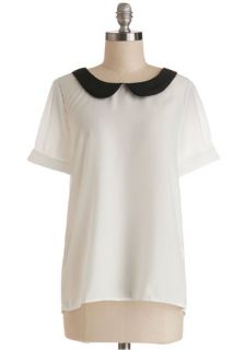 Guest Appearance Top in White  Mod Retro Vintage Short Sleeve Shirts