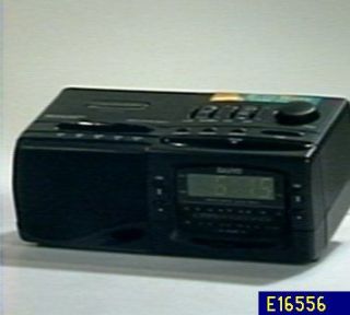 Sanyo Deluxe AM/FM Clock Radio Cassette Player —