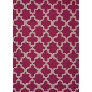 Handmade Flat weave Geometric pattern Pink/ Purple Area Rug (8 X 10)