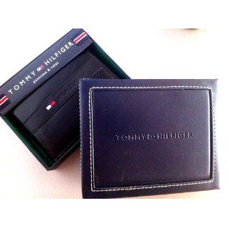 Tommy Hilfiger Men's Ranger Passcase Wallet at  Mens Clothing store