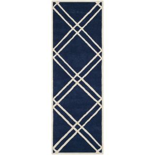 Safavieh Handmade Moroccan Chatham Crisscross pattern Dark Blue/ Ivory Wool Rug (23 X 7)