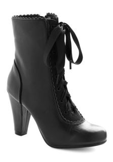 Flair y Tale Boot in Black  Mod Retro Vintage Boots
