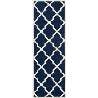 Safavieh Handmade Moroccan Chatham Trellis pattern Dark Blue/ Ivory Wool Rug (23 X 7)