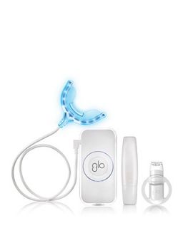 GLO Brilliant Personal Teeth Whitening Device's