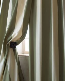 Each Hampton Curtain, 108L