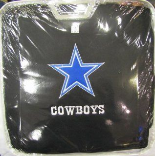 11 Piece NFL Auto Interior Gift Set   Dallas COWBOYS   A Set of 2 Seat Covers, 1 Rear Bench Cover, 1 Steering Wheel, and A Set of 2 Seat Belt Pads Automotive