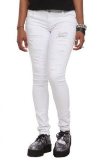 Almost Famous White Distressed Skinny Jeans Size  0