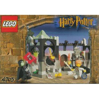 Lego 4705 Harry Potter   Snape's Class Toys & Games