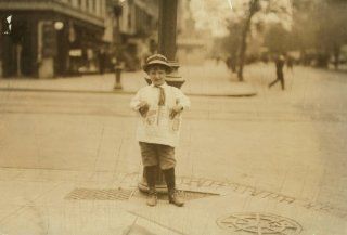 1912 child labor photo 6 yr. Old Earle Holt (or Hope) 712 H St., S.W., sells d9  