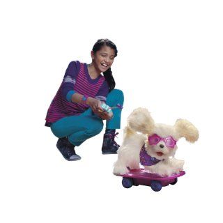 FurReal Friends Trixie the Skateboarding Pup Pet Toys & Games