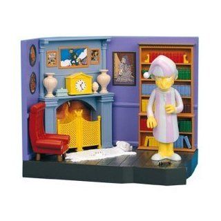 Simpsons Series 9 Burns Manor with Mr. Burns Playset Toys & Games
