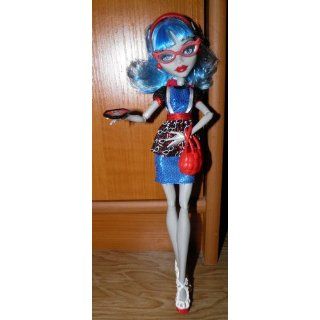 Monster High Ghoul's Night Out 4 Doll Set Rochelle Goyle   Clawdeen Wolf   Ghoulia Yelps & Venus McFlytrap Toys & Games