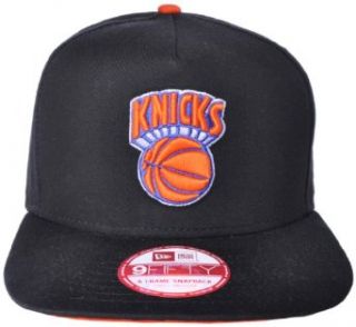 New Era 9Fifty Flip Up New York Knicks Snapback Hat Black   Small/Medium Clothing