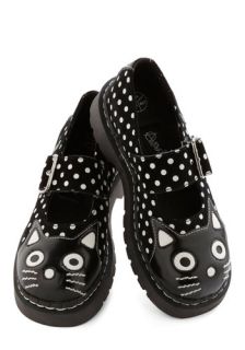 Here and Meow Shoe in Dots  Mod Retro Vintage Flats