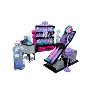 Monster High Create A Monster Color Me Creepy Design Chamber Toys & Games