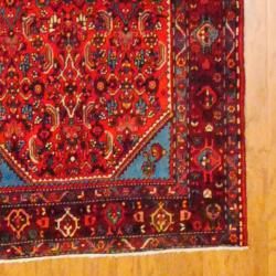Persian Hand knotted Hamadan Red/ Blue Wool Rug (4' x 10'5) Runner Rugs