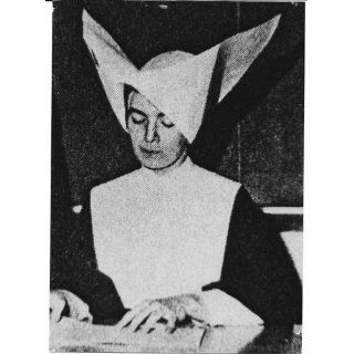 The Habit A History of the Clothing of Catholic Nuns Elizabeth Kuhns 9780385505895 Books