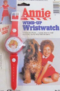 Little Orphan ANNIE WIND UP WRISTWATCH   WATCH Really Ticks (1981 Tribune/Columbia Pictures) Watches
