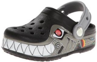 crocs CrocsLights Robo Shark Clog PS 15362 067 128 Jungen Clogs & Pantoletten Schuhe & Handtaschen