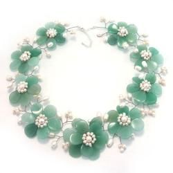 Sublime Green Floral Jade Freshwater White Pearl Necklace (Thailand)
