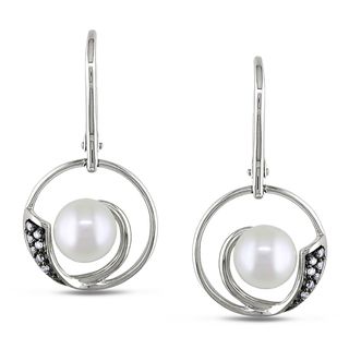 Miadora Silver Pearl and 1/10ct TDW Diamond Earrings (H I, I2) (7 7.5