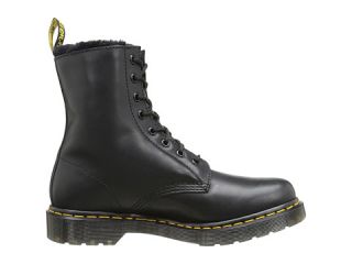 Dr. Martens Serena 8 Eye Boot