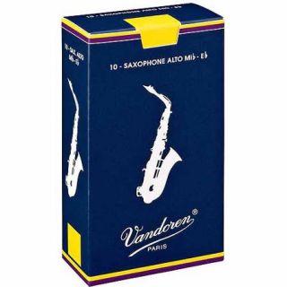 Vandoren SR213 Traditional Alto Saxophone Reeds, Strength 3