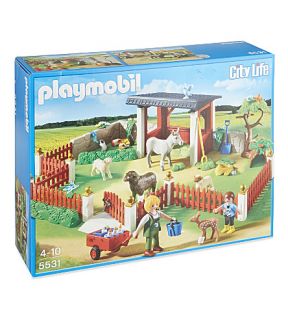 PLAYMOBIL   Outdoor care station playset