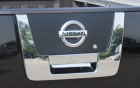 2004 2014 Nissan Titan Chrome Tailgate Handles   Putco 403410   Putco Chrome Tailgate Handle Cover